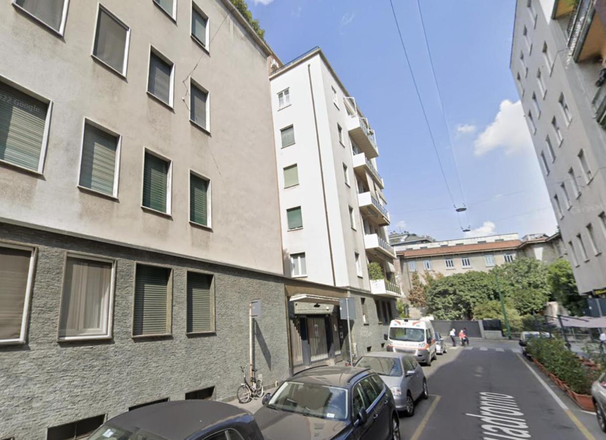 Stayeasy Quadronno33 - 3 Bedrooms, 2 Baths - Duomo Walking Distance Mediolan Zewnętrze zdjęcie
