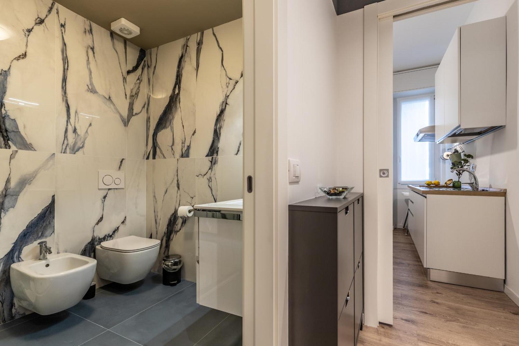 Stayeasy Quadronno33 - 3 Bedrooms, 2 Baths - Duomo Walking Distance Mediolan Zewnętrze zdjęcie